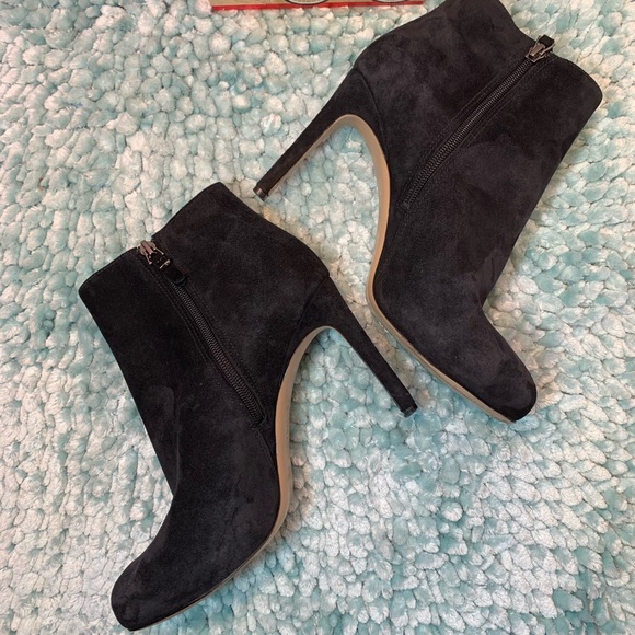 VIA SPIGA Ankle Boots Black Faux Suede Heels - Picture 4 of 8